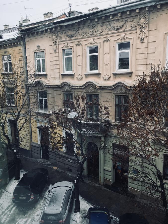 Modern Chaikovskogo Apartment Lviv Ngoại thất bức ảnh