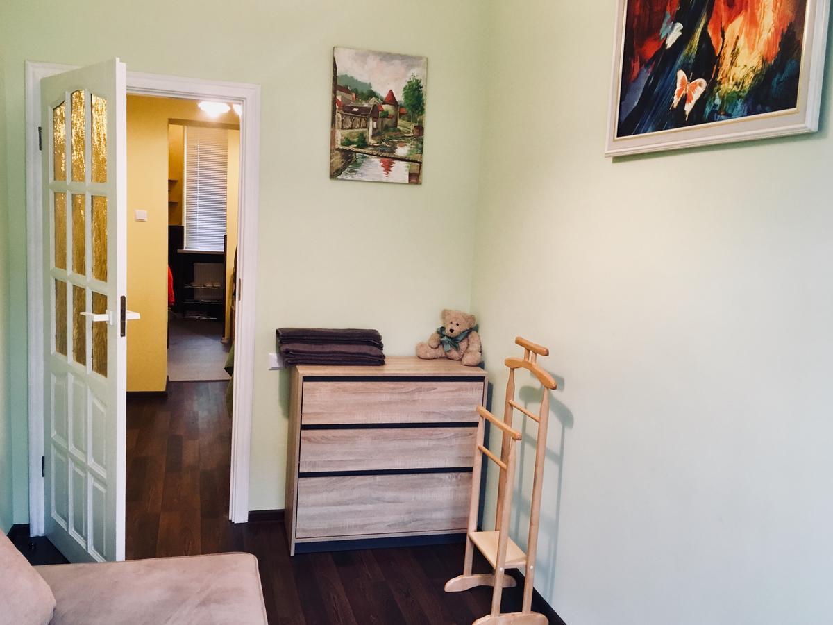 Modern Chaikovskogo Apartment Lviv Ngoại thất bức ảnh