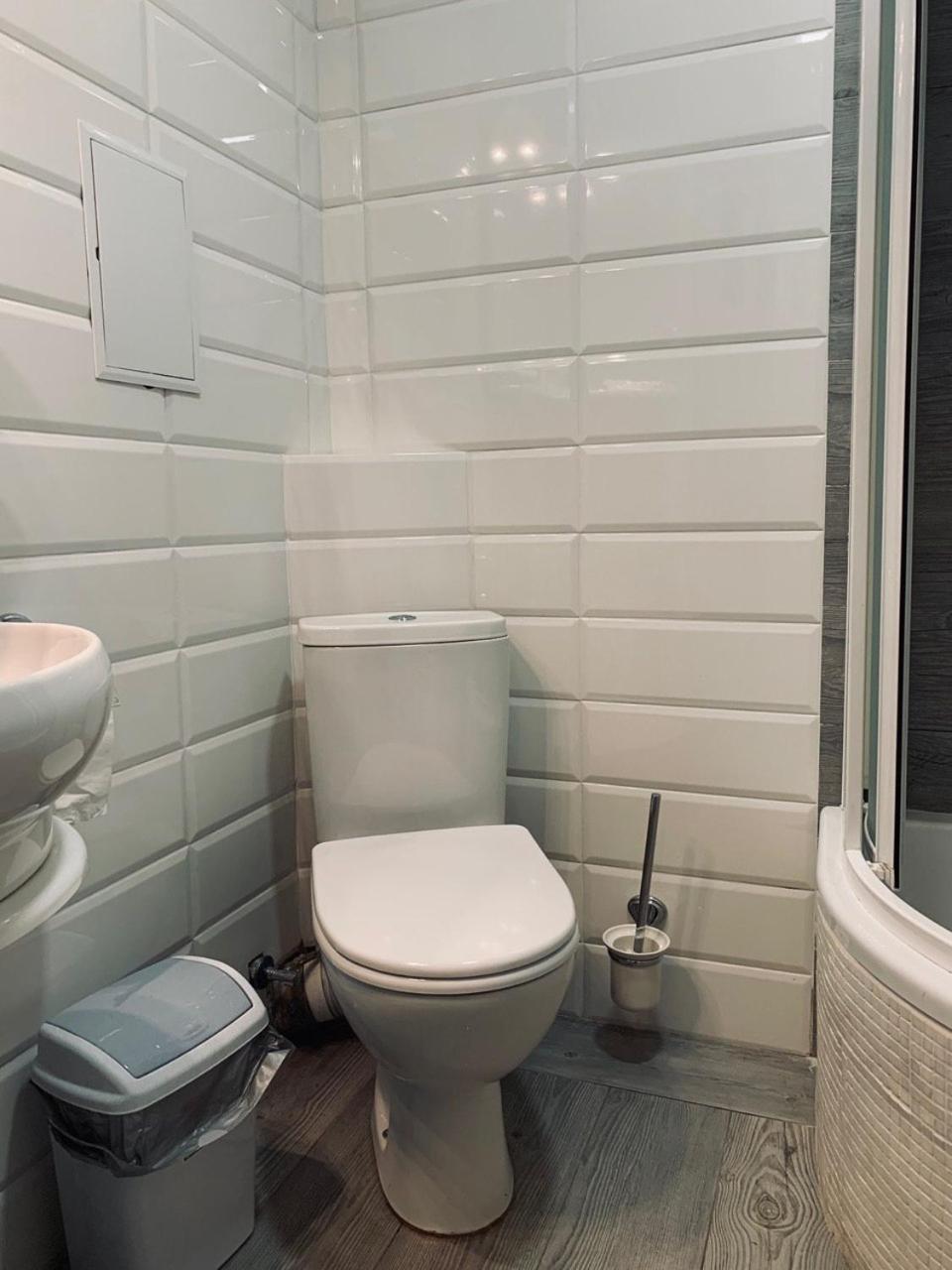 Modern Chaikovskogo Apartment Lviv Ngoại thất bức ảnh