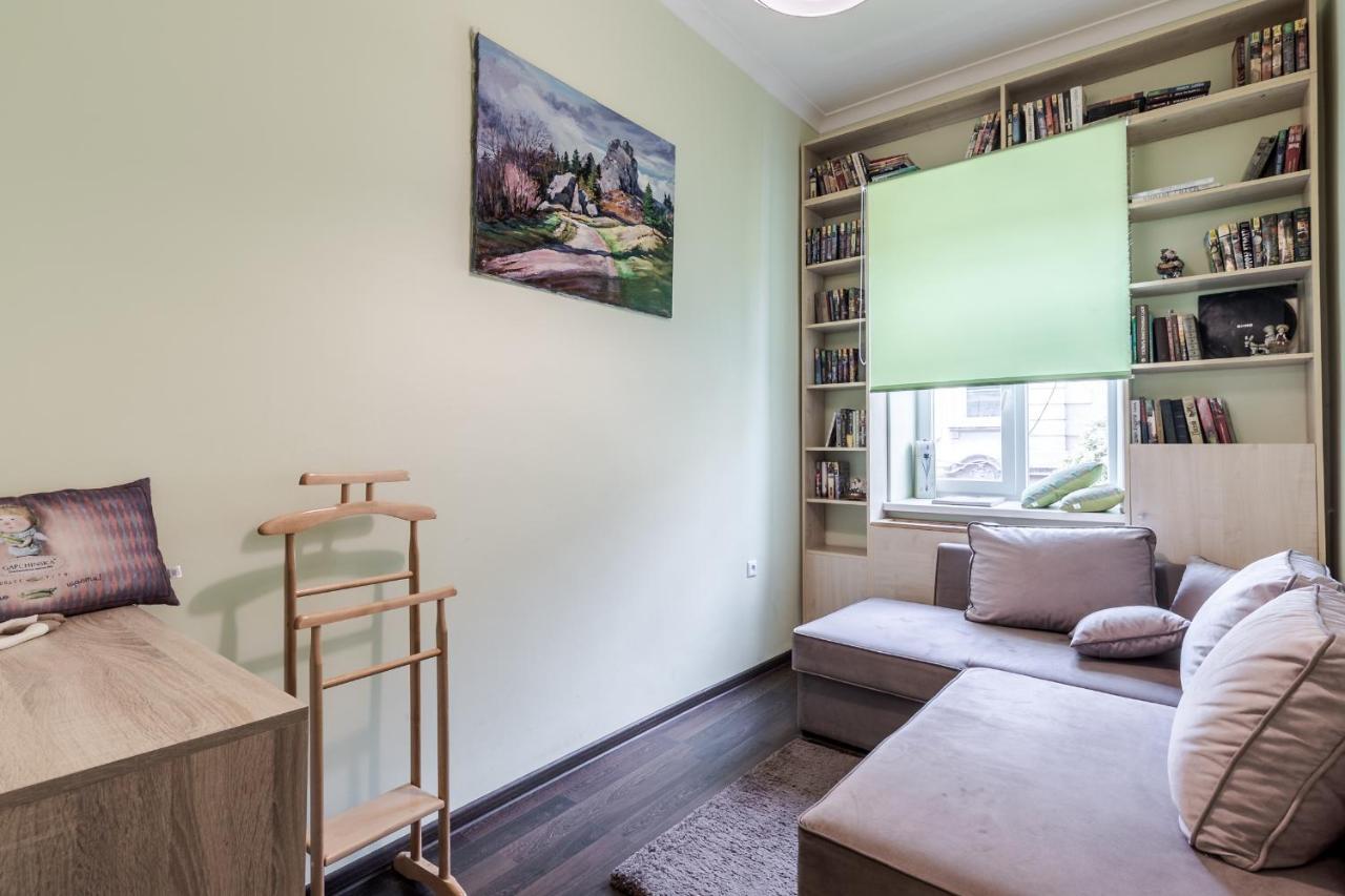 Modern Chaikovskogo Apartment Lviv Ngoại thất bức ảnh